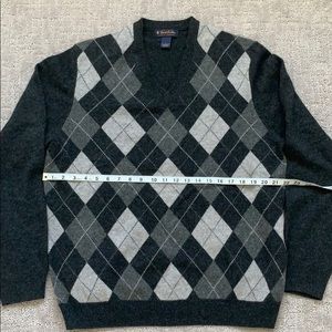 EUC Brooks Brothers Men’s argyle wool sweater